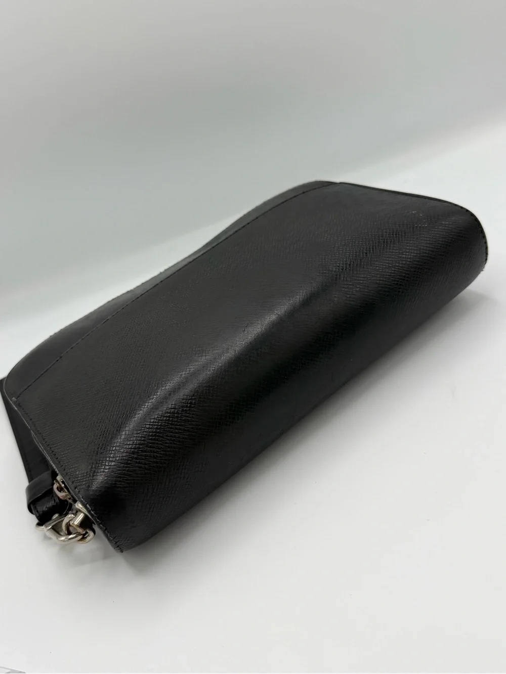Louis Vuitton Taiga Leather Baikal Clutch Organizer Wristlet Black
